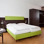 Stadthotel Hotel 3*