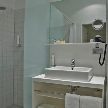 Stadthotel ホテル 3*