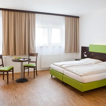 ホテル Stadthotel 3*